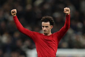 記者：瓊斯與利物浦續約陷入僵局，紐卡密切關注+夏天或嘗試引進配圖