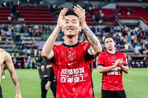 李璇：蓉城回主場胸前廣告會變化，新贊助商贊助費接近一個小目標配圖