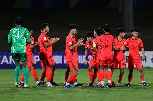 津媒：U17國(guó)少奪得亞軍絕不是偶然，中國(guó)足球正在逐步復(fù)蘇配圖