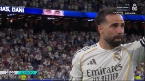 情難自已！卡瓦哈爾告別演講說出HALA MADRID后哽咽捂面配圖